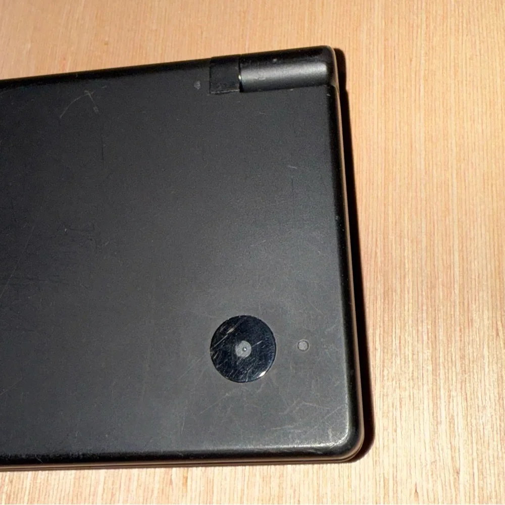 Nintendo DSi Handheld Black Console Lot 6 Games w/Charger Tested Read Below!